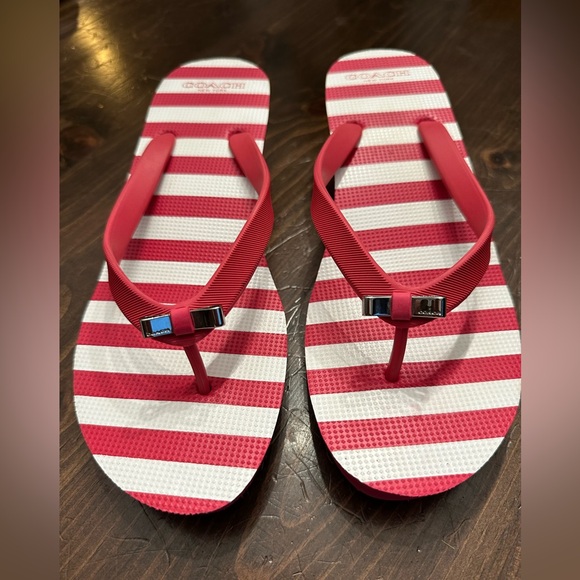 Coach Flip Flops - Picture 3 of 4